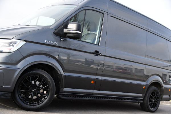 MAN TGE 3.180 35 2.0 L3H3 PB Edition Full Options! Camera, Cruise, Carplay, LED, 177pk, Automaat, Trekhaak 3000kg, Voorruit verwarming, Sensoren, Multimedia, Uniek!