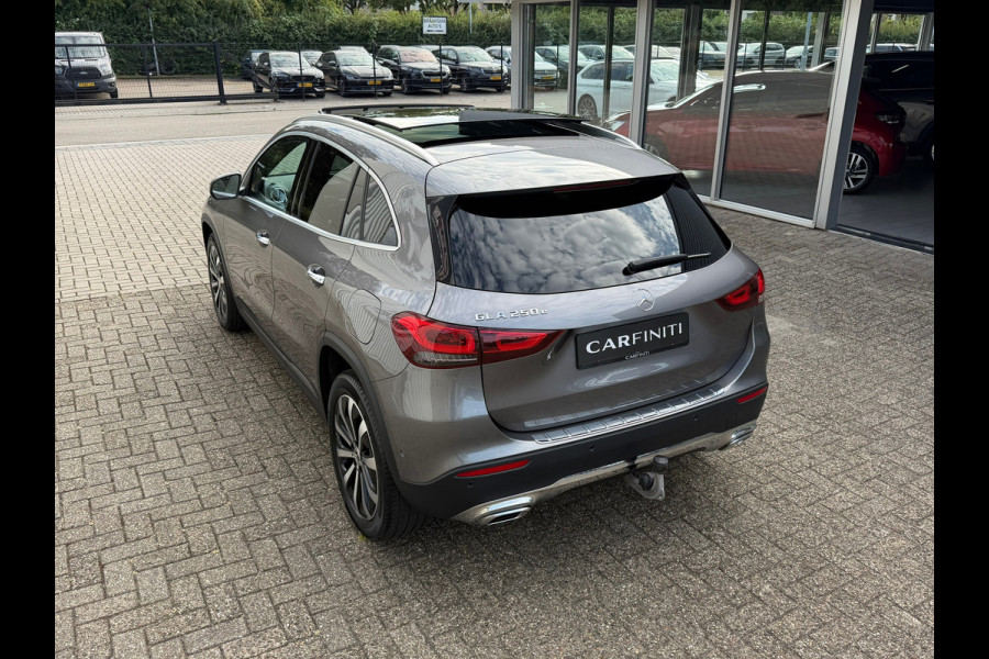 Mercedes-Benz GLA 250 e Business 218 Pk Widescreen Navi | Panoramadak |Voll Leder | 360 Camera |Cruise | Trekhaak |19"