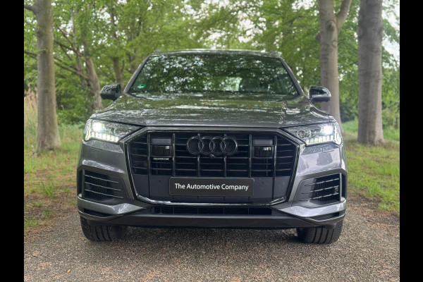 Audi Q7 55 TFSI e quattro|SLine|Panorama|NightVis|22"|Trekhaak|Dealer