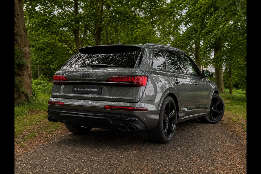 Audi Q7 55 TFSI e quattro|SLine|Panorama|NightVis|22"|Trekhaak|Dealer