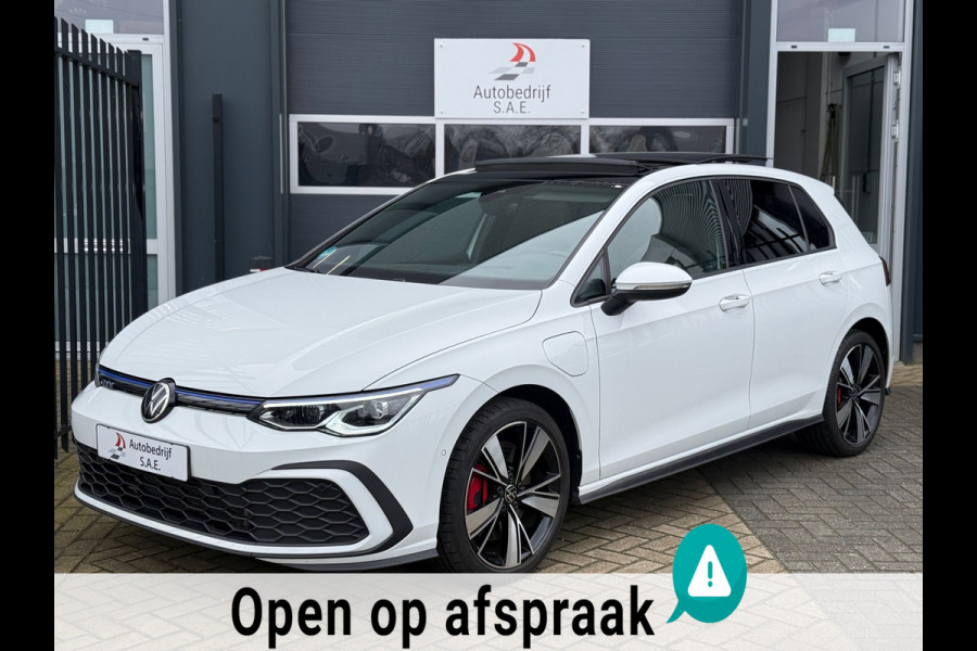 Volkswagen Golf 1.4 eHybrid GTE 245 pk IQ LIGHT PANO HUD SFEER CARPLAY