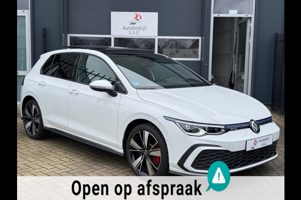 Volkswagen Golf 1.4 eHybrid GTE 245 pk IQ LIGHT PANO HUD SFEER CARPLAY