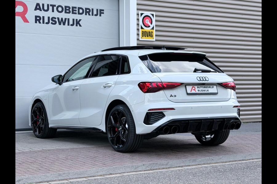 Audi A3 Sportback 45 TFSI e S edition Competition Pano/Sfeer/Camera