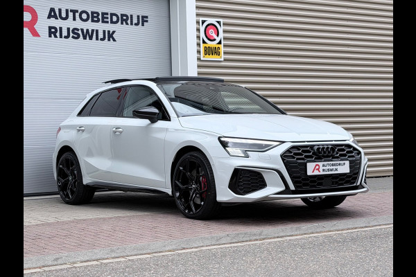 Audi A3 Sportback 45 TFSI e S edition Competition Pano/Sfeer/Camera