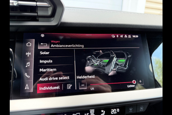 Audi A3 Sportback 45 TFSI e S edition Competition Pano/Sfeer/Camera