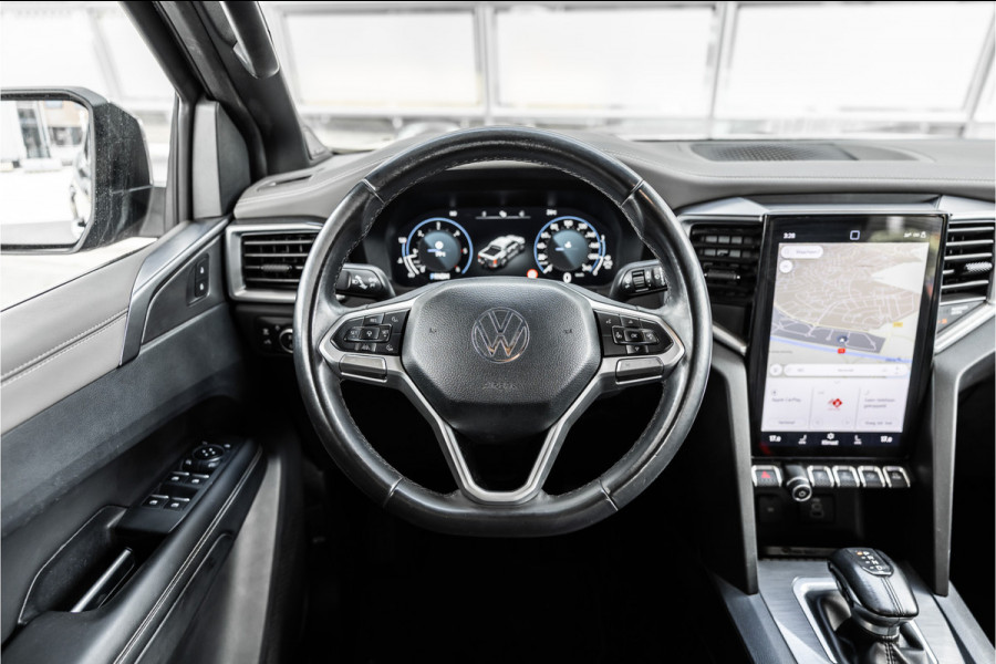 Volkswagen Amarok 3.0 TDI 4Motion | ACC | Side Assist | 360 Camera | Trekhaak | Harman Kardon | 20'' velgen | Grijs kenteken | CarPlay | Lederen bekleding | Navigatie | Elek stoelen | LED Koplampen | Nieuwe APK