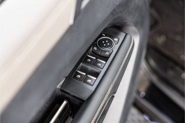 Volkswagen Amarok 3.0 TDI 4Motion | ACC | Side Assist | 360 Camera | Trekhaak | Harman Kardon | 20'' velgen | Grijs kenteken | CarPlay | Lederen bekleding | Navigatie | Elek stoelen | LED Koplampen | Nieuwe APK