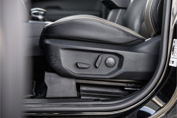 Volkswagen Amarok 3.0 TDI 4Motion | ACC | Side Assist | 360 Camera | Trekhaak | Harman Kardon | 20'' velgen | Grijs kenteken | CarPlay | Lederen bekleding | Navigatie | Elek stoelen | LED Koplampen | Nieuwe APK