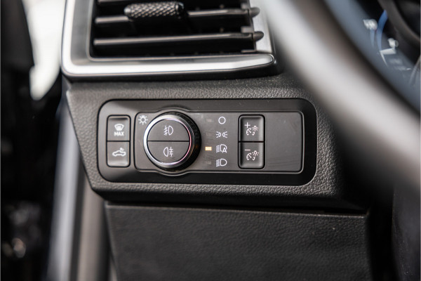 Volkswagen Amarok 3.0 TDI 4Motion | ACC | Side Assist | 360 Camera | Trekhaak | Harman Kardon | 20'' velgen | Grijs kenteken | CarPlay | Lederen bekleding | Navigatie | Elek stoelen | LED Koplampen | Nieuwe APK