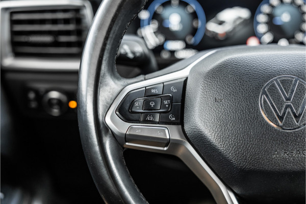 Volkswagen Amarok 3.0 TDI 4Motion | ACC | Side Assist | 360 Camera | Trekhaak | Harman Kardon | 20'' velgen | Grijs kenteken | CarPlay | Lederen bekleding | Navigatie | Elek stoelen | LED Koplampen | Nieuwe APK