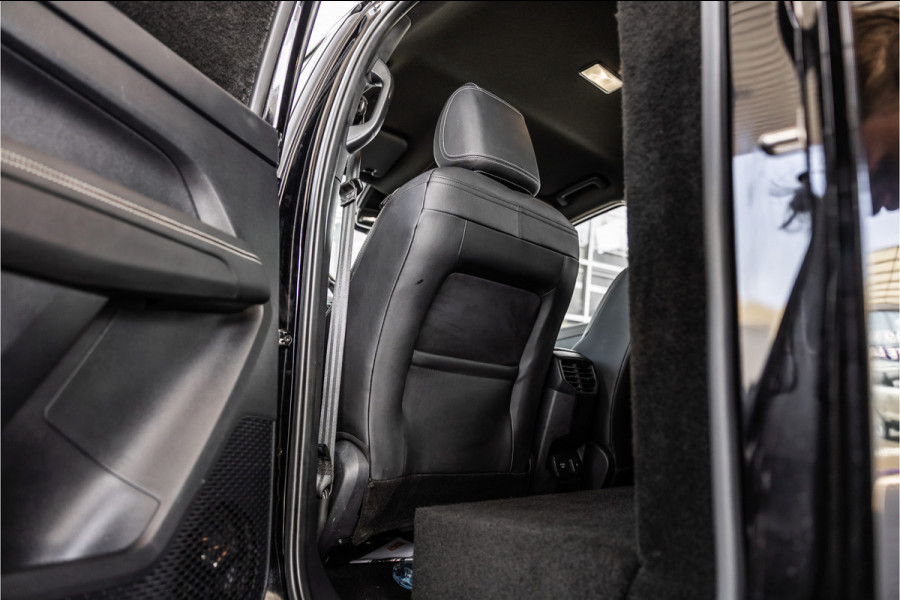 Volkswagen Amarok 3.0 TDI 4Motion | ACC | Side Assist | 360 Camera | Trekhaak | Harman Kardon | 20'' velgen | Grijs kenteken | CarPlay | Lederen bekleding | Navigatie | Elek stoelen | LED Koplampen | Nieuwe APK