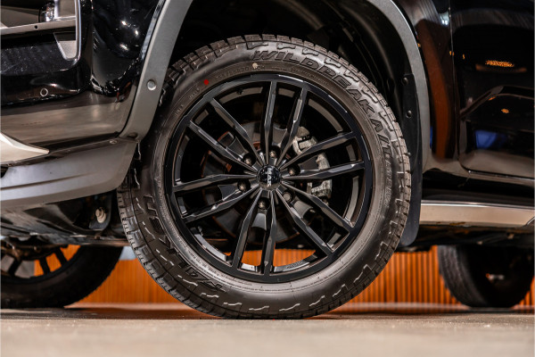 Volkswagen Amarok 3.0 TDI 4Motion | ACC | Side Assist | 360 Camera | Trekhaak | Harman Kardon | 20'' velgen | Grijs kenteken | CarPlay | Lederen bekleding | Navigatie | Elek stoelen | LED Koplampen | Nieuwe APK