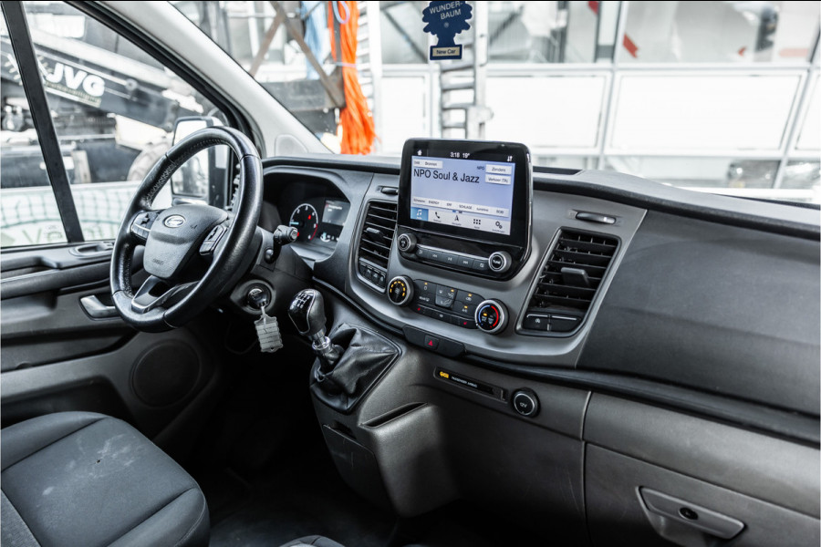 Ford Transit Custom 340 2.0 TDCI 170 PK L2H1 | ACC | CarPlay | Camera | Navigatie | Stoelverwarming | DAB | PDC V+A | Nieuwe APK