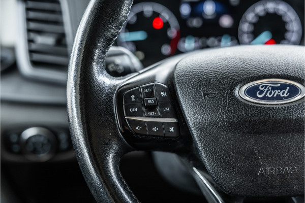 Ford Transit Custom 340 2.0 TDCI 170 PK L2H1 | ACC | CarPlay | Camera | Navigatie | Stoelverwarming | DAB | PDC V+A | Nieuwe APK