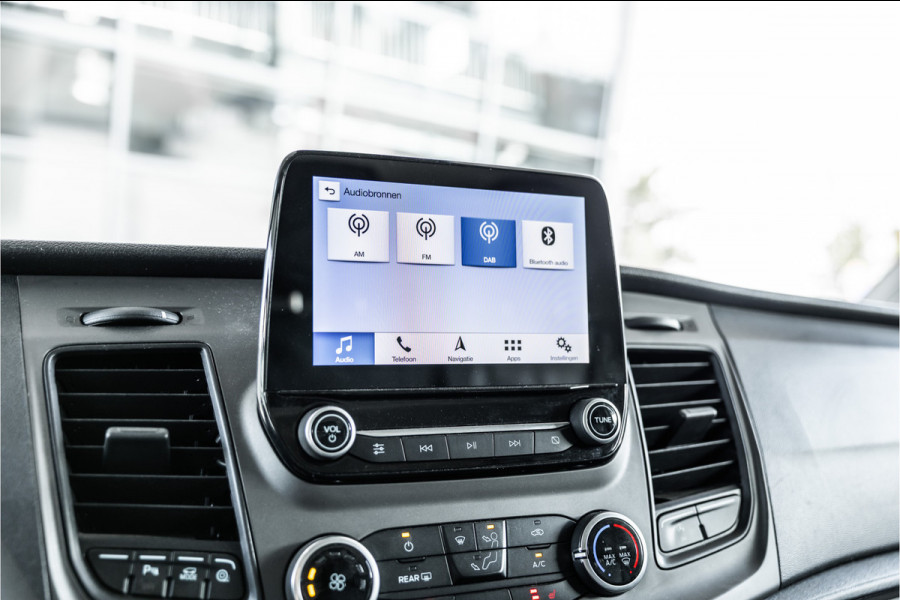 Ford Transit Custom 340 2.0 TDCI 170 PK L2H1 | ACC | CarPlay | Camera | Navigatie | Stoelverwarming | DAB | PDC V+A | Nieuwe APK