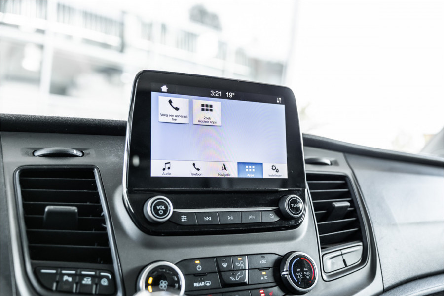 Ford Transit Custom 340 2.0 TDCI 170 PK L2H1 | ACC | CarPlay | Camera | Navigatie | Stoelverwarming | DAB | PDC V+A | Nieuwe APK