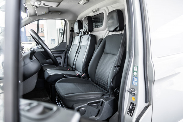 Ford Transit Custom 340 2.0 TDCI 170 PK L2H1 | ACC | CarPlay | Camera | Navigatie | Stoelverwarming | DAB | PDC V+A | Nieuwe APK