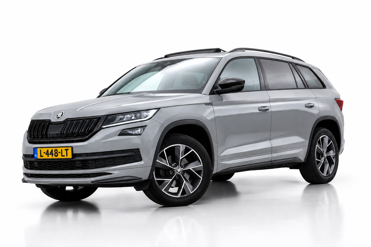 Škoda Kodiaq 1.5 TSI Sportline 7p. | PANORAMADAK | TREKHAAK | NAP | CANTON | STOELVERWARMING | DEALER ONDERHOUDEN