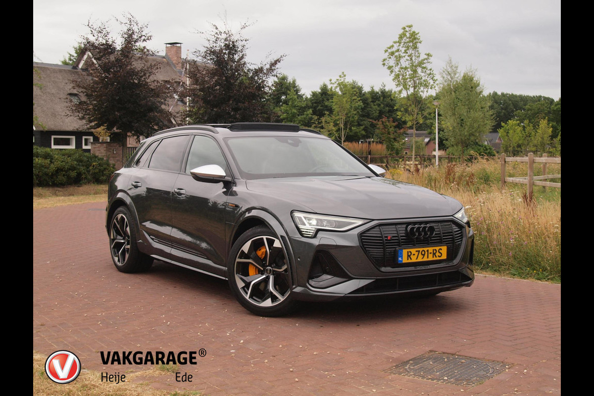 Audi e-tron S quattro 95 kWh | 503 PK | Panoramadak | RS-Stoelen | Head-Up Display | Sfeerverlichting | 360 Camera |