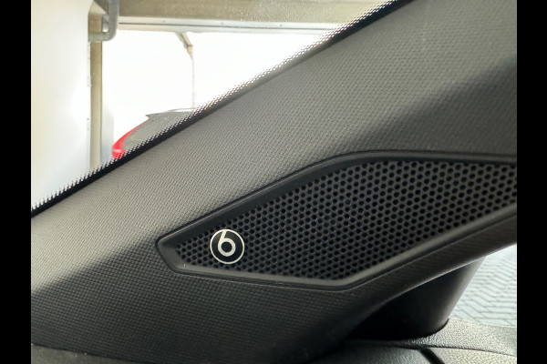 Volkswagen Polo 2.0 TSI GTI Pano|Beats|Keyless|Camera|ACC