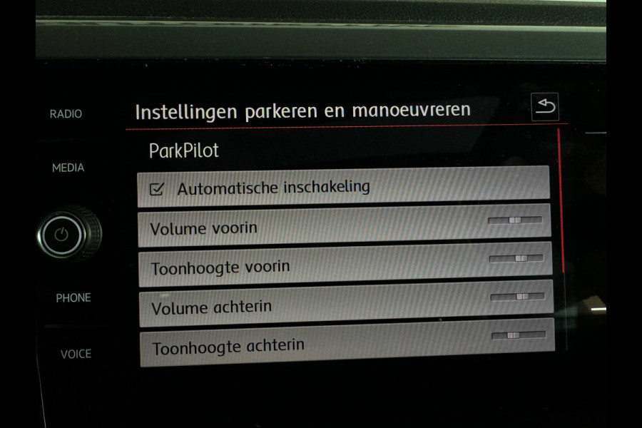 Volkswagen Polo 2.0 TSI GTI Pano|Beats|Keyless|Camera|ACC
