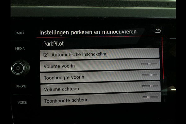 Volkswagen Polo 2.0 TSI GTI Pano|Beats|Keyless|Camera|ACC