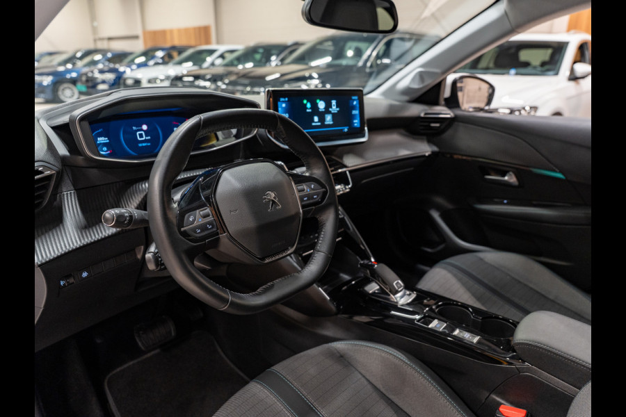 Peugeot 208 1.2 AUT PureTech Blue Allure, Apple Carplay, Virtual Cockpit, Camera, Clima, Navi, Cruise, Voll Onderhouden