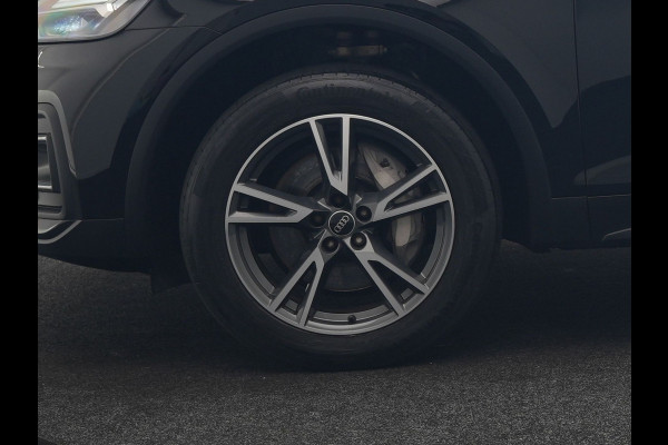 Audi Q5 50 TFSI e Advanced edition PHEV 300pk Dealer O.H | Trekhaak Af Fabriek | Head Up | Apple Carplay | Lederen Sportstoelen Verwarmd | Cruise Control | Virtual | Navigatie | DAB | 19"L.M | Plug In Hybrid |
