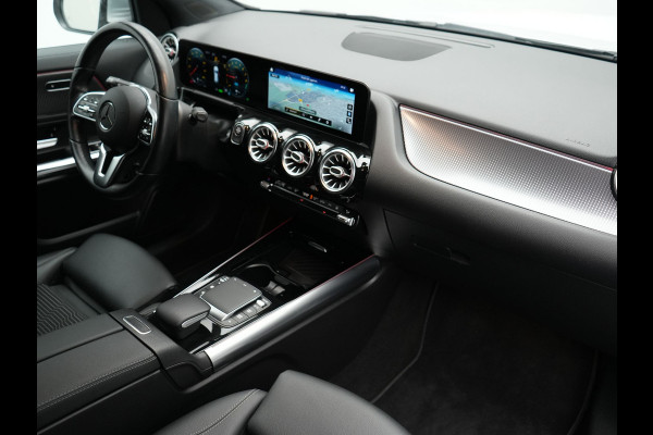 Mercedes-Benz GLA 250 e Progressive PHEV 218pk Dealer O.H | Adaptive Cruise | Camera | Lederen Sportstoelen Verwarmd | BLIS | Apple Carplay | Pilot Assist | Widescreen Navi | Virtual | DAB | 18"L.M | Plug In Hybrid |