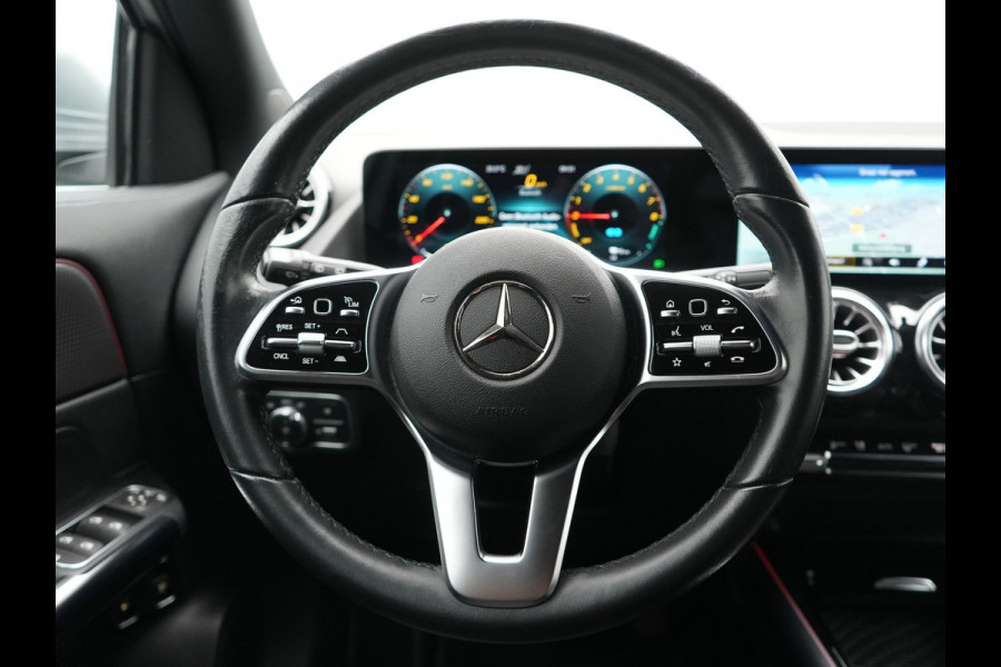 Mercedes-Benz GLA 250 e Progressive PHEV 218pk Dealer O.H | Adaptive Cruise | Camera | Lederen Sportstoelen Verwarmd | BLIS | Apple Carplay | Pilot Assist | Widescreen Navi | Virtual | DAB | 18"L.M | Plug In Hybrid |