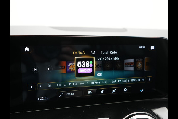 Mercedes-Benz GLA 250 e Progressive PHEV 218pk Dealer O.H | Adaptive Cruise | Camera | Lederen Sportstoelen Verwarmd | BLIS | Apple Carplay | Pilot Assist | Widescreen Navi | Virtual | DAB | 18"L.M | Plug In Hybrid |