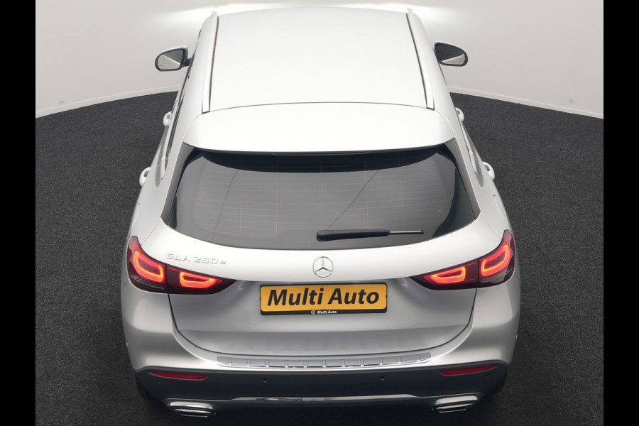 Mercedes-Benz GLA 250 e Progressive PHEV 218pk Dealer O.H | Adaptive Cruise | Camera | Lederen Sportstoelen Verwarmd | BLIS | Apple Carplay | Pilot Assist | Widescreen Navi | Virtual | DAB | 18"L.M | Plug In Hybrid |