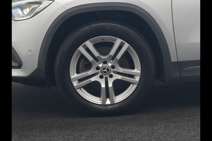 Mercedes-Benz GLA 250 e Progressive PHEV 218pk Dealer O.H | Adaptive Cruise | Camera | Lederen Sportstoelen Verwarmd | BLIS | Apple Carplay | Pilot Assist | Widescreen Navi | Virtual | DAB | 18"L.M | Plug In Hybrid |