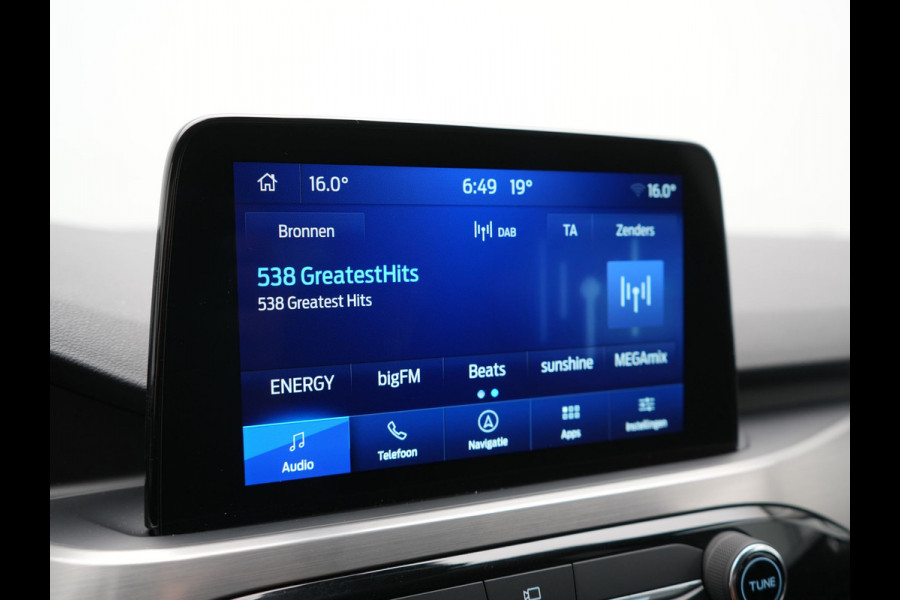 Ford Kuga 2.5 PHEV Titanium 225pk Dealer O.H | Adaptive Cruise | 360 Camera | BLIS | Stoelen & Stuur Verwarmd | Keyless | Pilot Assist | Navigatie | Apple Carplay | Virtual | DAB | 17"L.M | Plug In Hybrid |