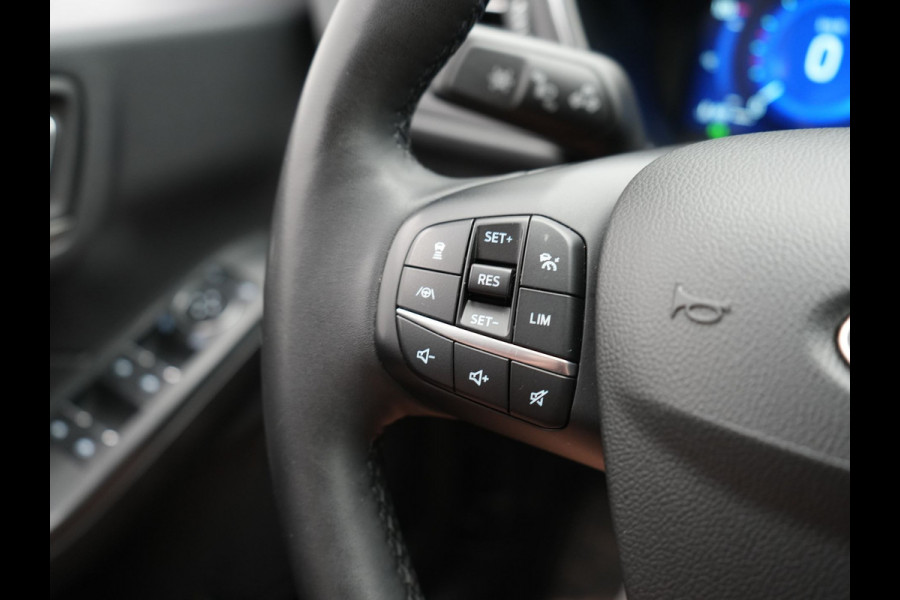 Ford Kuga 2.5 PHEV Titanium 225pk Dealer O.H | Adaptive Cruise | 360 Camera | BLIS | Stoelen & Stuur Verwarmd | Keyless | Pilot Assist | Navigatie | Apple Carplay | Virtual | DAB | 17"L.M | Plug In Hybrid |