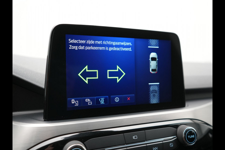 Ford Kuga 2.5 PHEV Titanium 225pk Dealer O.H | Adaptive Cruise | 360 Camera | BLIS | Stoelen & Stuur Verwarmd | Keyless | Pilot Assist | Navigatie | Apple Carplay | Virtual | DAB | 17"L.M | Plug In Hybrid |