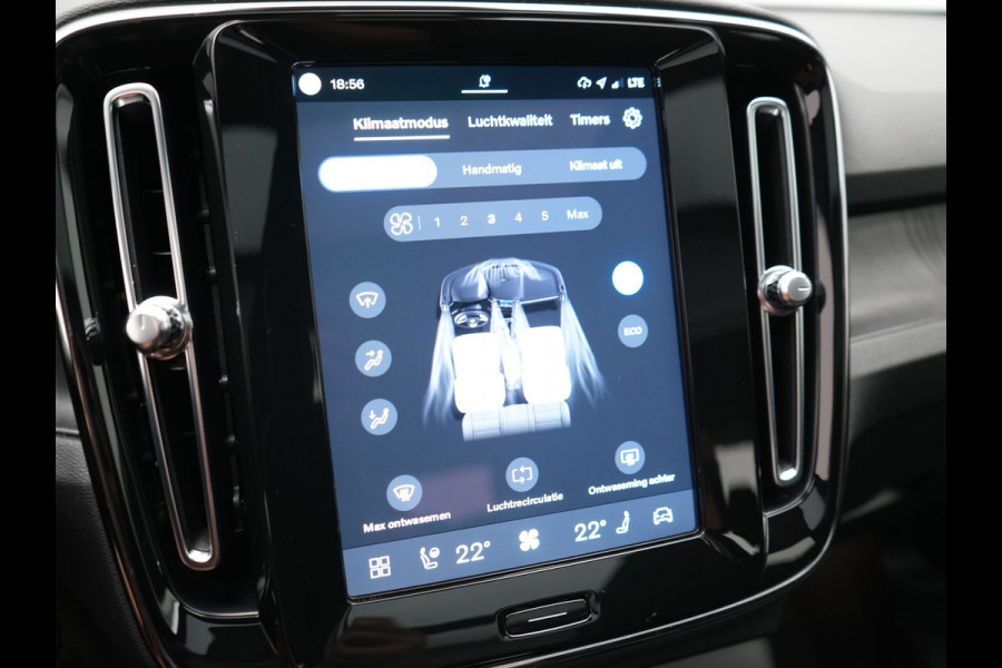 Volvo XC40 Recharge Ultimate 69 kWh 232pk Dealer O.H | Trekhaak Af Fabriek | Panodak | 360 Camera | Adaptive Cruise | Harman / Kardon | Alcantara Sportstoelen Memory & Verwarmd | BLIS | Keyless | Apple Carplay | Pilot Assist | Stuurverwarming | Google Assistant & Maps | Navigatie | DAB | 19"L.M |