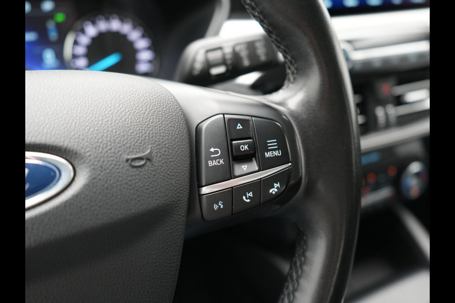 Ford Kuga 2.5 PHEV 225pk Dealer O.H | Cruise Control | Stoelverwarming | DAB | Navigatie | Stuurverwarming | Lane Assist | 17"L.M | Plug In Hybrid |