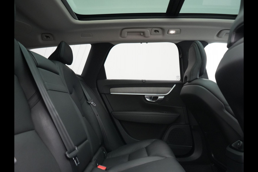 Volvo V90 T6 AWD Inscription PHEV 350pk Dealer O.H | Panodak | Adaptive Cruise | Camera | Harman / Kardon | Lederen Sportstoelen Memory & Verwarmd | Apple Carplay | BLIS | Keyless | Pilot Assist | Google Assistant & Maps | Virtual | Navigatie | DAB | 19"L.M | Plug In Hybrid |