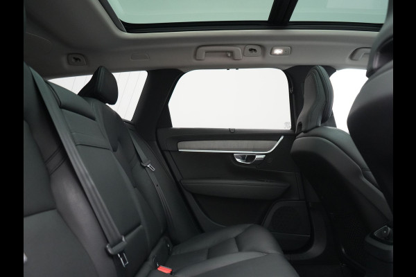 Volvo V90 T6 AWD Inscription PHEV 350pk Dealer O.H | Panodak | Adaptive Cruise | Camera | Harman / Kardon | Lederen Sportstoelen Memory & Verwarmd | Apple Carplay | BLIS | Keyless | Pilot Assist | Google Assistant & Maps | Virtual | Navigatie | DAB | 19"L.M | Plug In Hybrid |