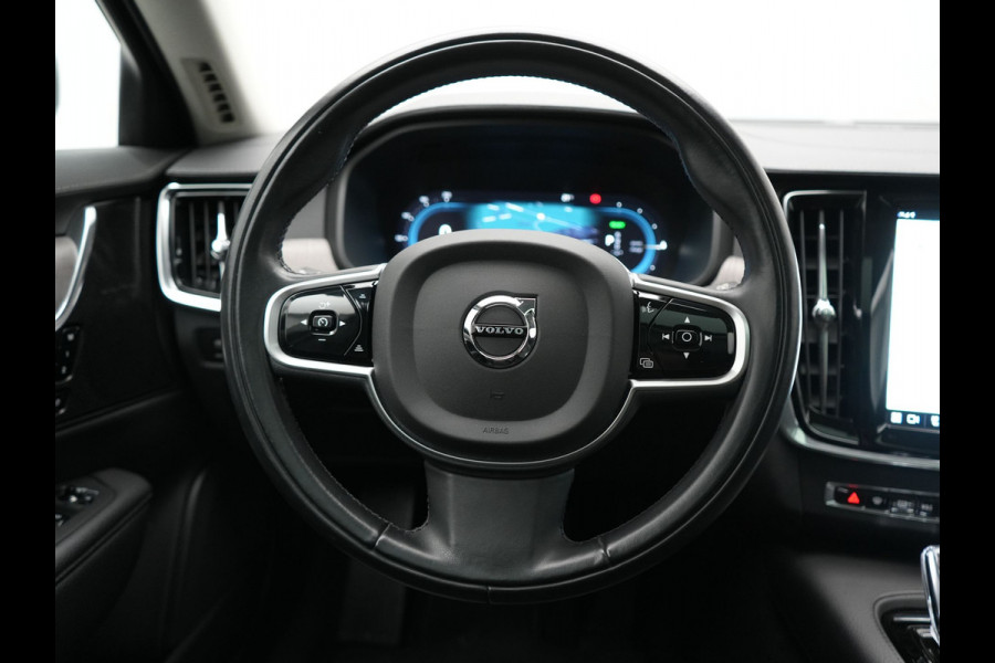 Volvo V90 T6 AWD Inscription PHEV 350pk Dealer O.H | Panodak | Adaptive Cruise | Camera | Harman / Kardon | Lederen Sportstoelen Memory & Verwarmd | Apple Carplay | BLIS | Keyless | Pilot Assist | Google Assistant & Maps | Virtual | Navigatie | DAB | 19"L.M | Plug In Hybrid |