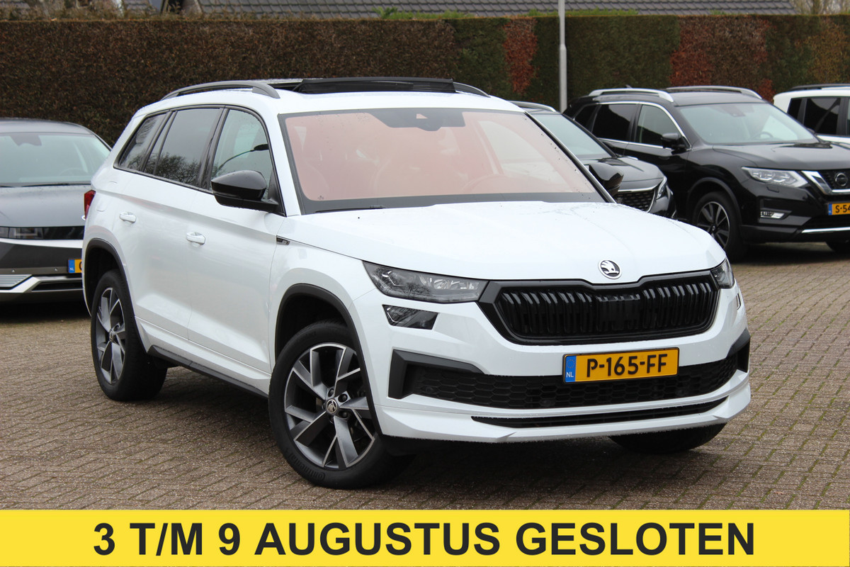 Škoda Kodiaq 1.5 TSI Sportline Business / Trekhaak / Panoramadak / Camera / Keyless / 20'' / CarPlay / Navigatie / Matrix LED / DAB / Stoelverwarming / Cruise Control