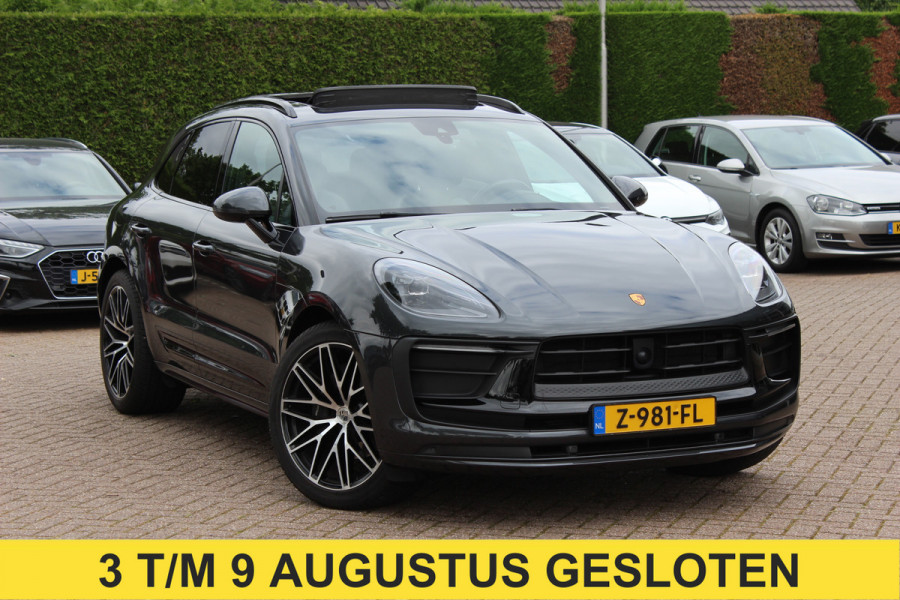 Porsche Macan 2.0 T / Trekhaak / Panoramadak / Camera / Luchtvering / Keyless / 21'' / Adaptieve Stoelen / Sportchrono / CarPlay / Stoel+Stuurverwarming / Dodehoek / DAB / ACC