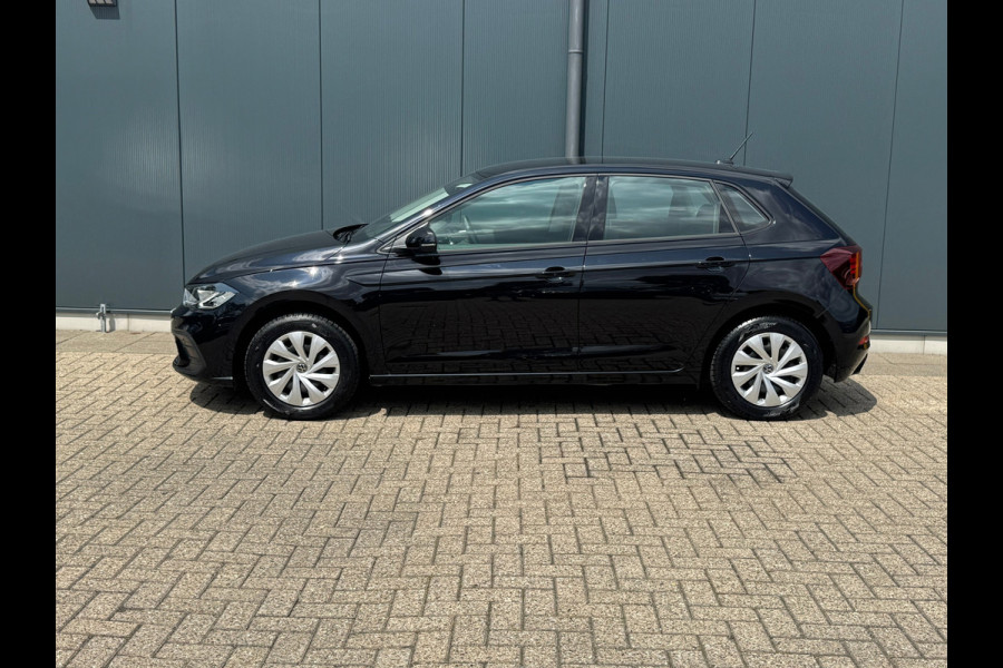Volkswagen Polo 1.0 MPI Life * Carplay * Parkeersensoren * Airco * Allseason banden *