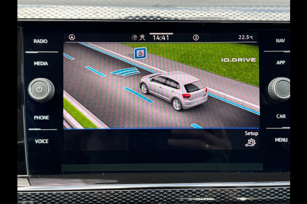 Volkswagen Polo 1.0 MPI Life * Carplay * Parkeersensoren * Airco * Allseason banden *