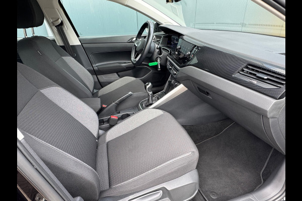 Volkswagen Polo 1.0 MPI Life * Carplay * Parkeersensoren * Airco * Allseason banden *