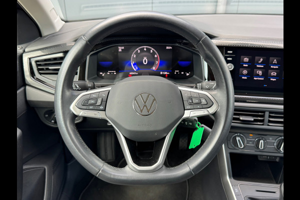 Volkswagen Polo 1.0 MPI Life * Carplay * Parkeersensoren * Airco * Allseason banden *