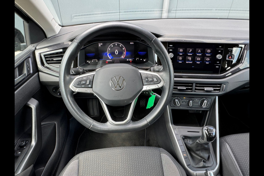 Volkswagen Polo 1.0 MPI Life * Carplay * Parkeersensoren * Airco * Allseason banden *