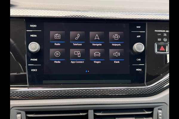 Volkswagen Polo 1.0 MPI Life * Carplay * Parkeersensoren * Airco * Allseason banden *