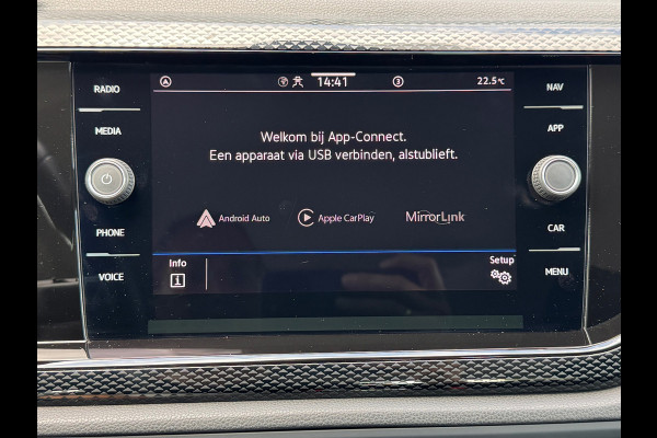Volkswagen Polo 1.0 MPI Life * Carplay * Parkeersensoren * Airco * Allseason banden *